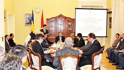 TTSK – Bộ trưởng Đào Ngọc Dung thăm và làm việc chính thức tại Rumani ​