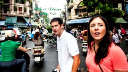 KNS – Bài học cuộc sống rút ra qua việc sang đường ở Việt Nam